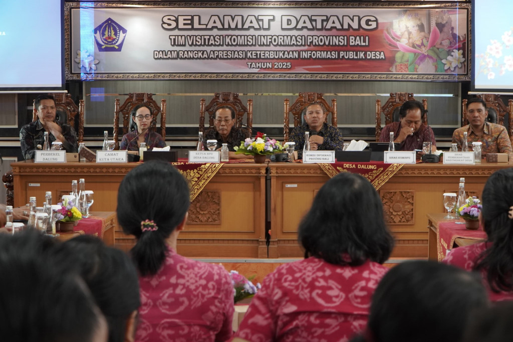 Komisi Informasi Bali Laksanakan Visitasi Apresiasi Keterbukaan Informasi Publik Tahun 2025 di Desa Dalung